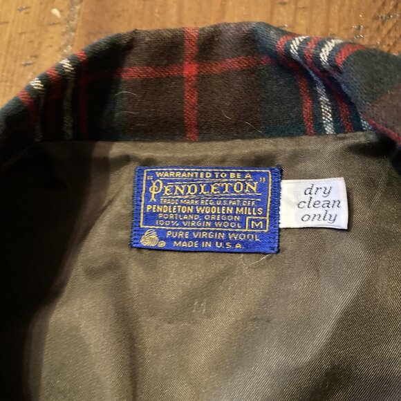 Pendleton Red Men’s  Casual Blazer Shirt 100% Wool Size medium Vintage - Picture 4 of 6